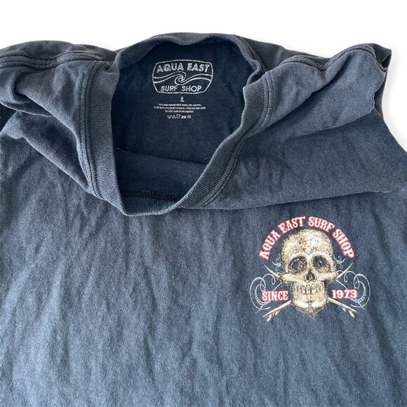 Aqua East Surfshop Grunge tank with open sleeves and skull deisgn - Picture 6 of 8